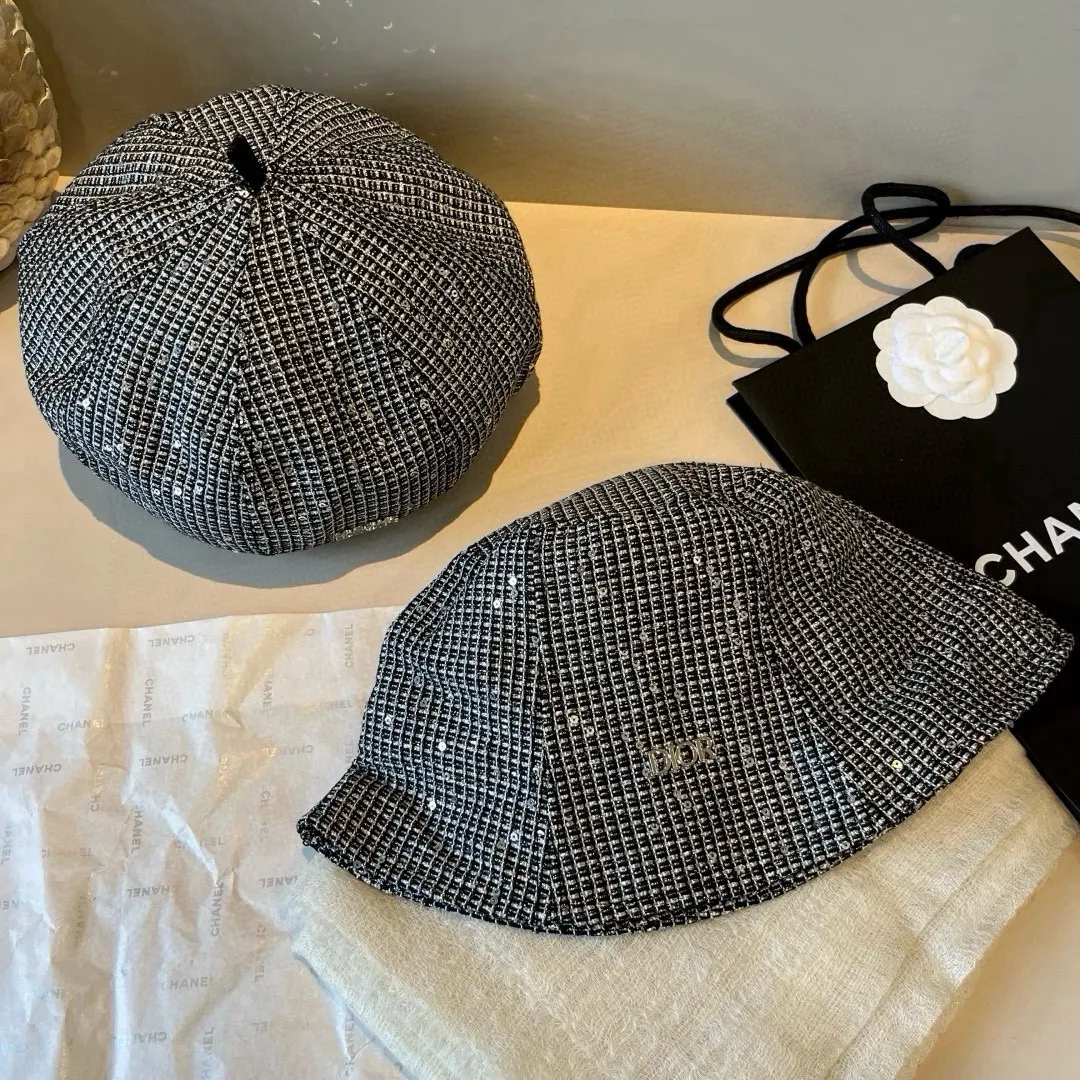 💰100¥ Dior new beret, glitter beret, spring and autumn new style, head circumference 57cm