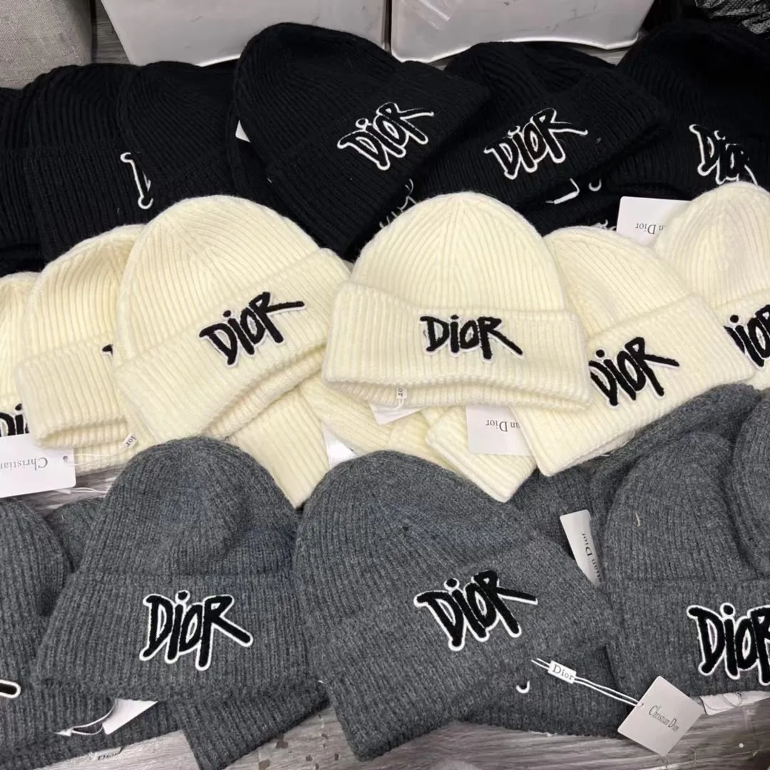 Dior cashmere knit hat