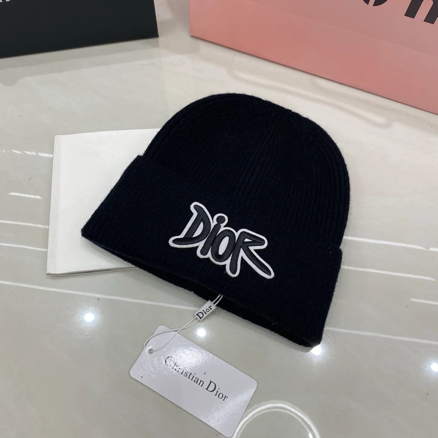 Dior cashmere knit hat