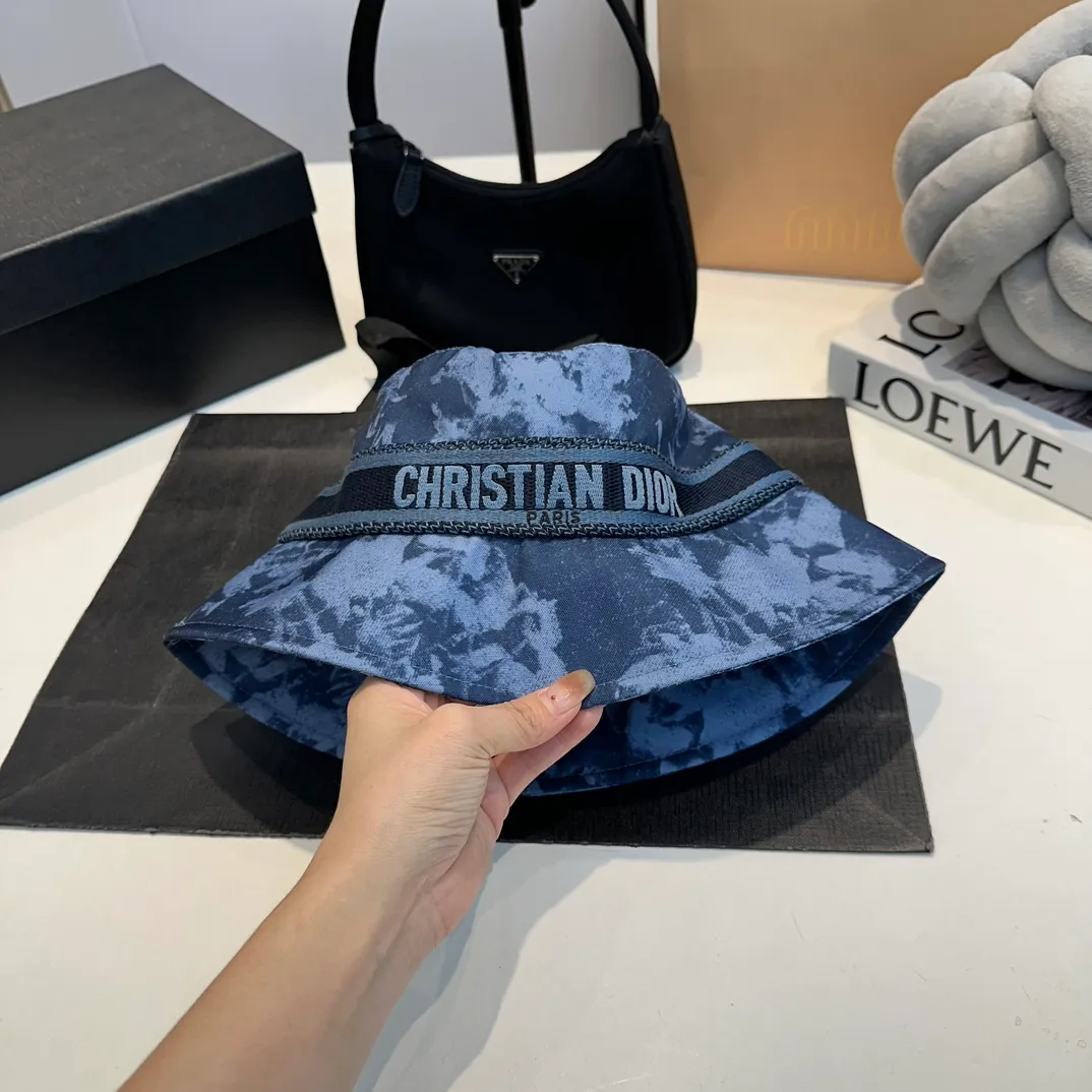 P80 Dior official bucket hat