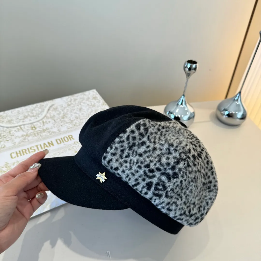 🉐170¥ Dior's new duck-bill painter's hat, head circumference 57cm