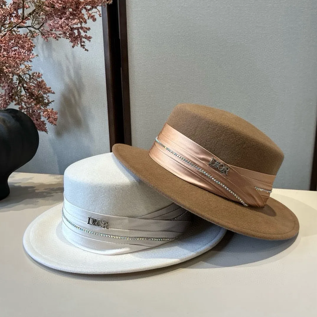 💰200¥ Dior new wool top hat, flat top hat, 100% wool fabric 🦙%, head circumference 57cm