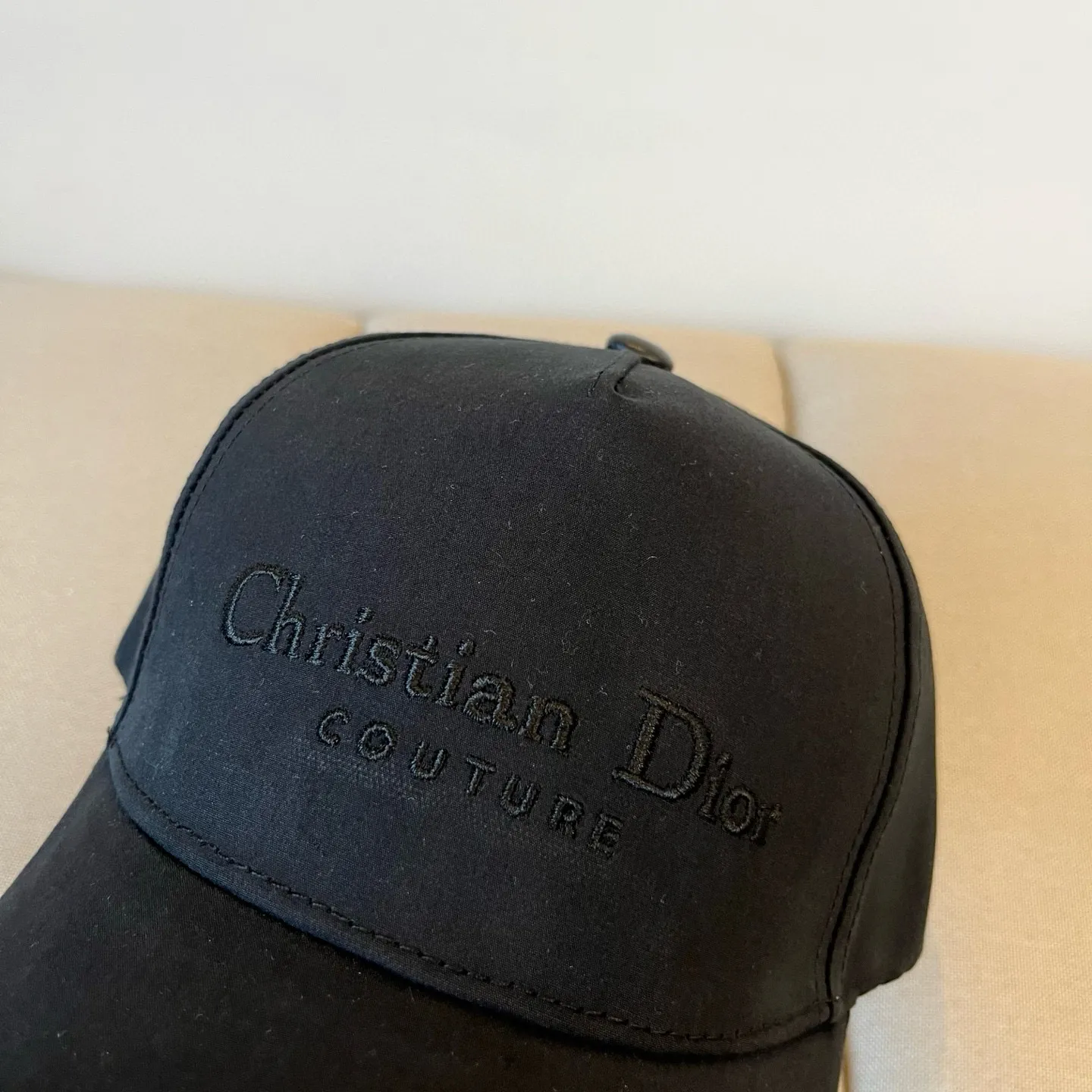 P66 [DIOR Dior] new popular simple baseball cap 🧢, new model shipped, big brand style is super easy to match, hurry up and get it!