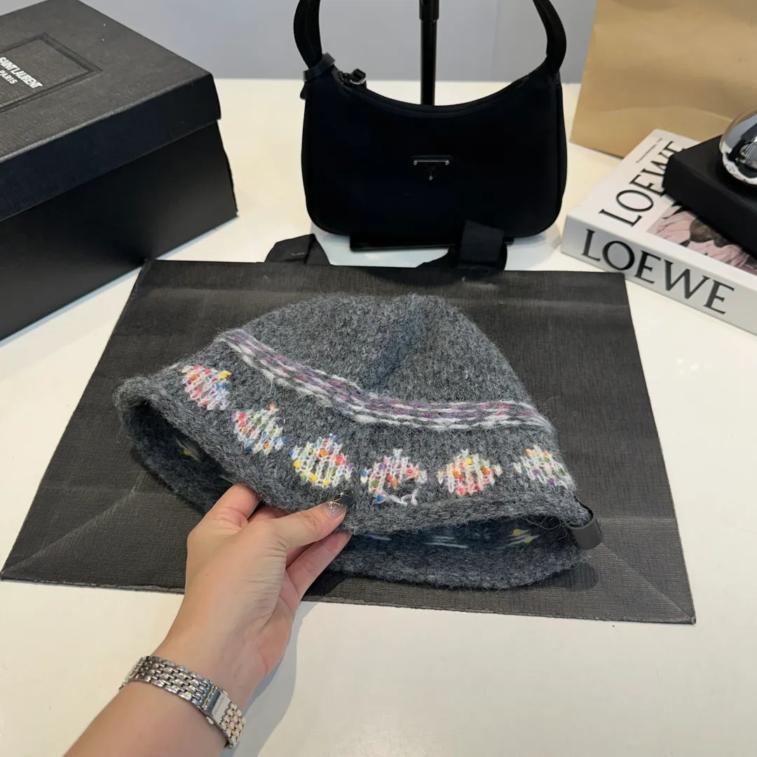 P60 Retro Dior New Bucket Hat