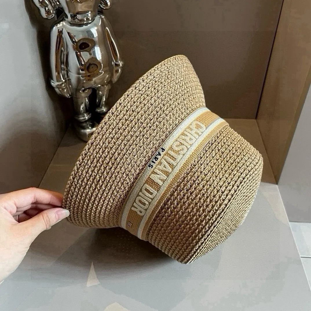 💰100¥ Dior's new straw hat, made from Japanese papyrus, the fastest running, head circumference 57cm