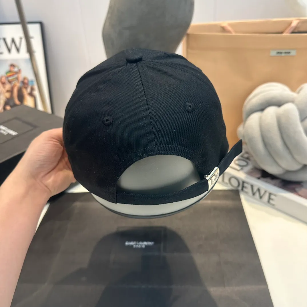 P60 Dior Dior new baseball cap, new peaked cap, unisex, head circumference 57cm