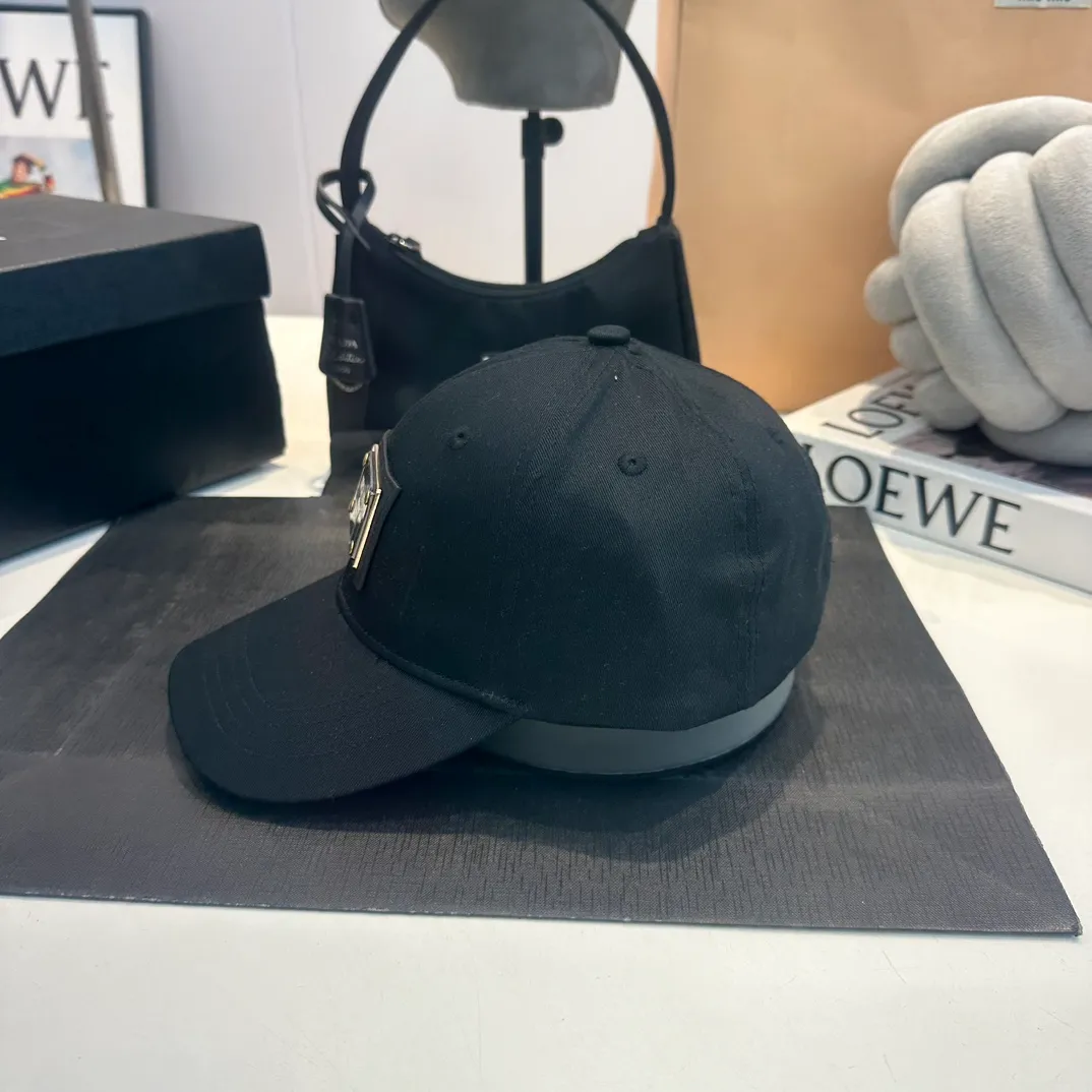 P60 Dior Dior new baseball cap, new peaked cap, unisex, head circumference 57cm