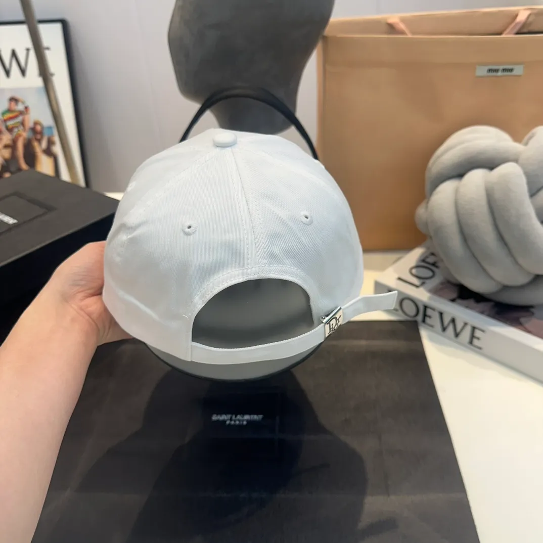P60 Dior Dior new baseball cap, new peaked cap, unisex, head circumference 57cm