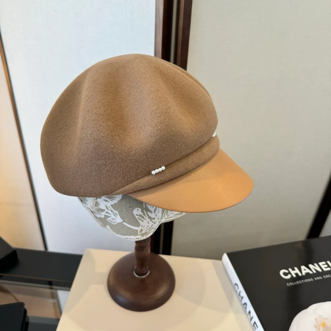 💰180¥ Dior wool peaked military cap, washed leather brim, 100% wool🦙, head circumference 57cm