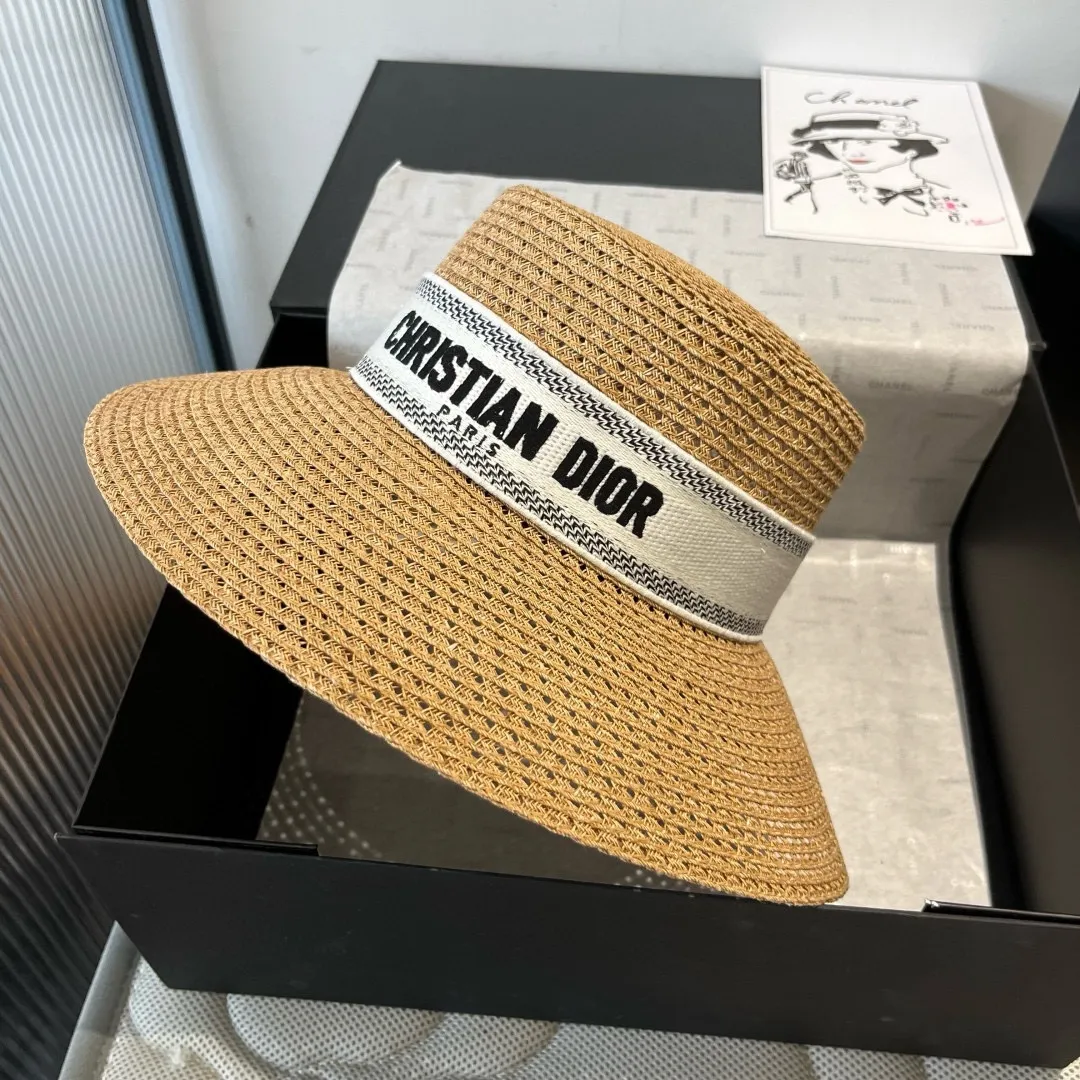160¥ Dior new basin hat, straw hat, head circumference 57cm