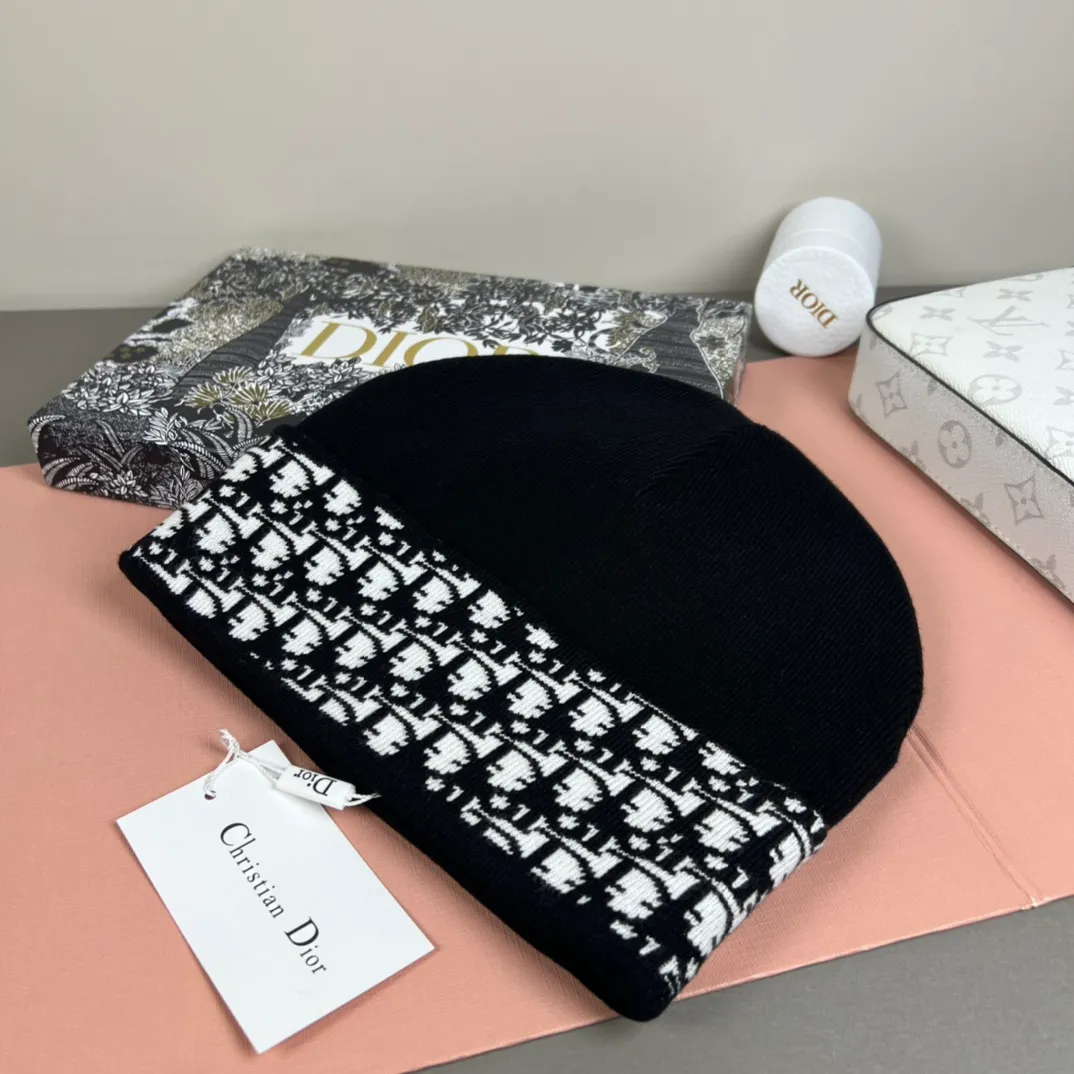 P50 with dust bag DIOR Dior original single hat official website new product Love][Love] Wool Cashmere Double-layer Hat😱😘Warm and fashionable, simple and elegant, more fashionable and high-end!