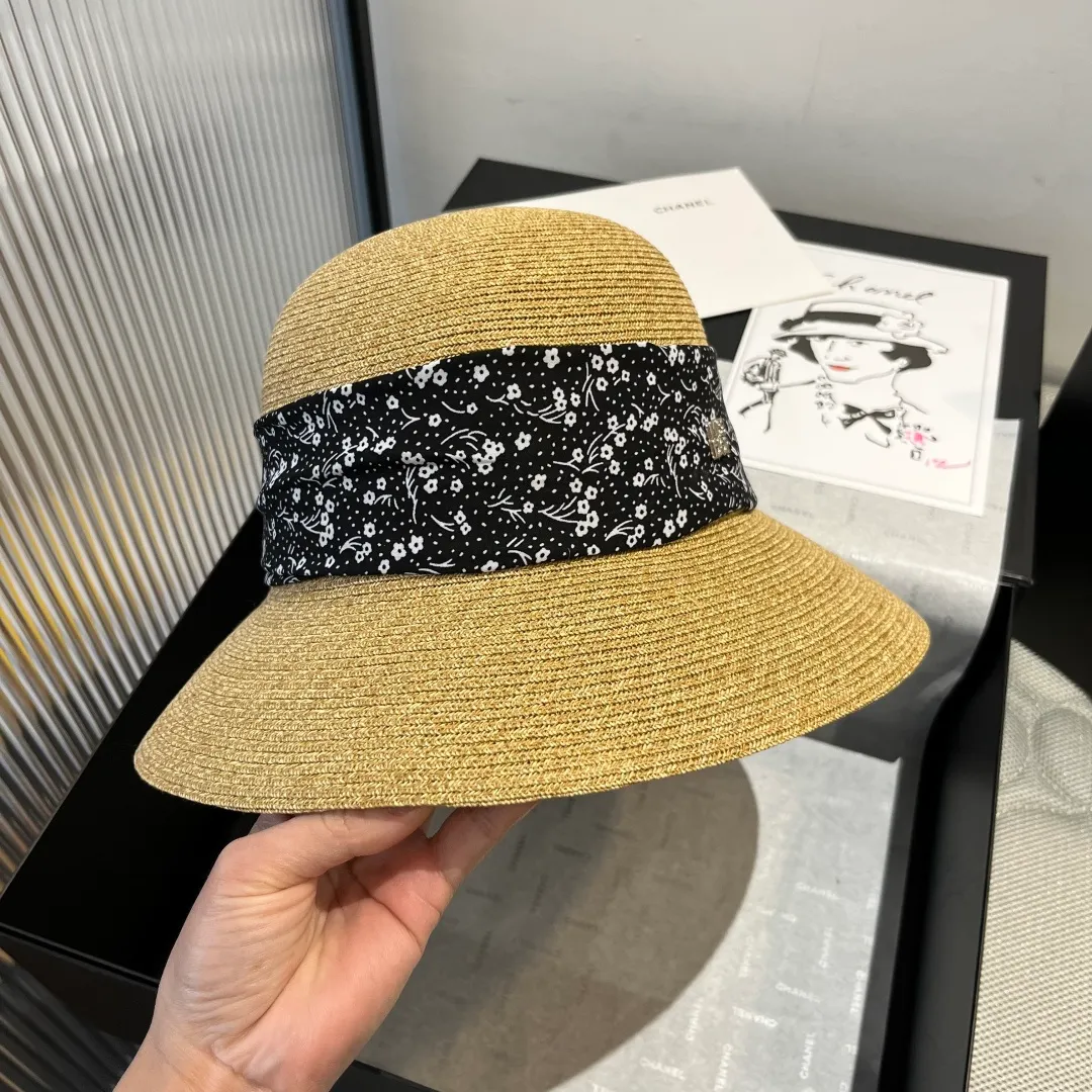 💰150¥ Dior new straw hat, sunshade beach straw hat, head circumference 57cm