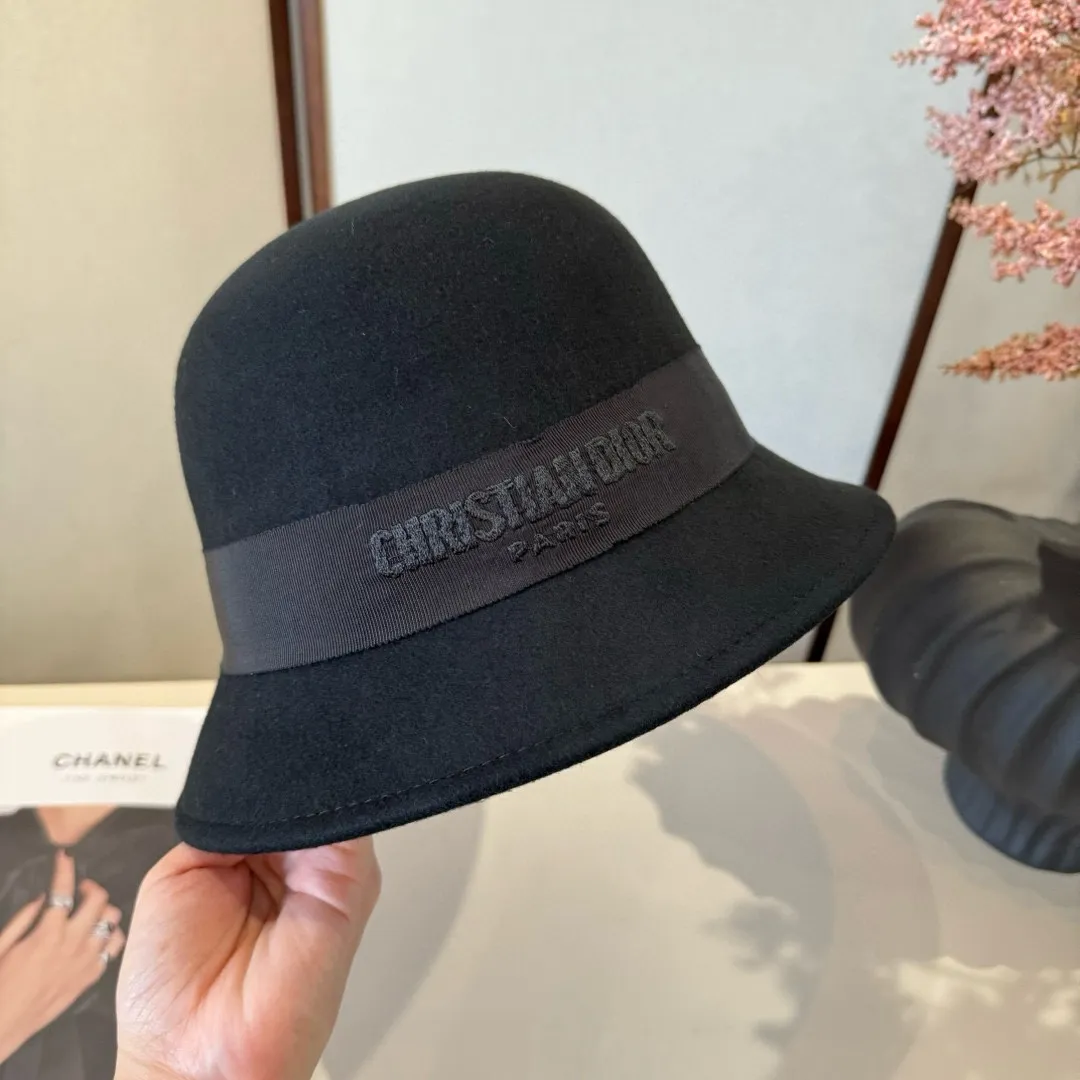 💰200¥ Dior Dior 2025 autumn and winter new wool basin hat, 100% wool🦙 fabric, head circumference 57cm