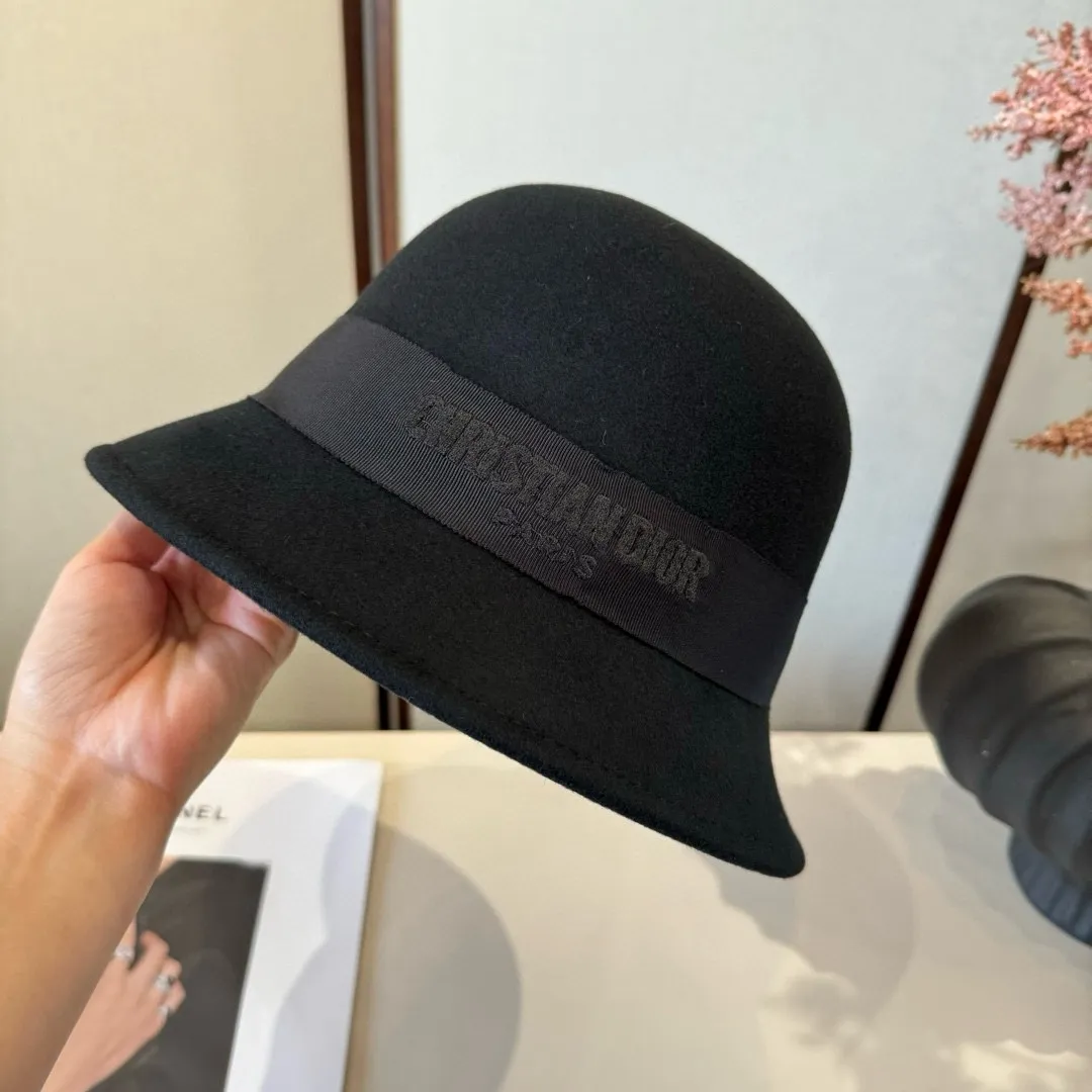 💰200¥ Dior Dior 2025 autumn and winter new wool basin hat, 100% wool🦙 fabric, head circumference 57cm