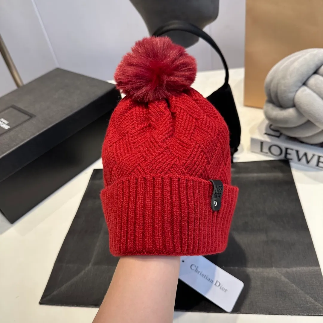 P60 Dior knitted beanie