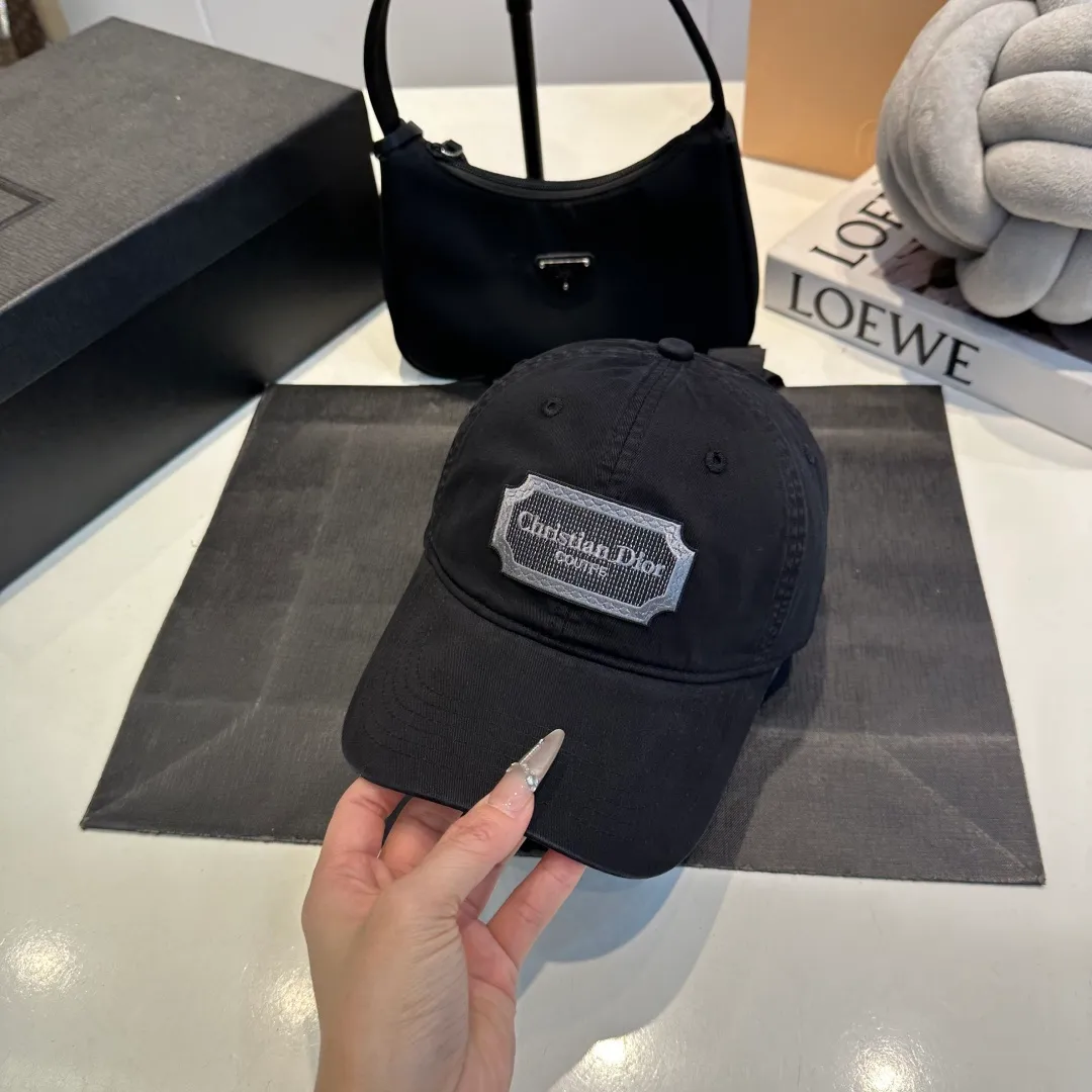 P60 Dior new peaked cap, baseball cap, head circumference 57cm