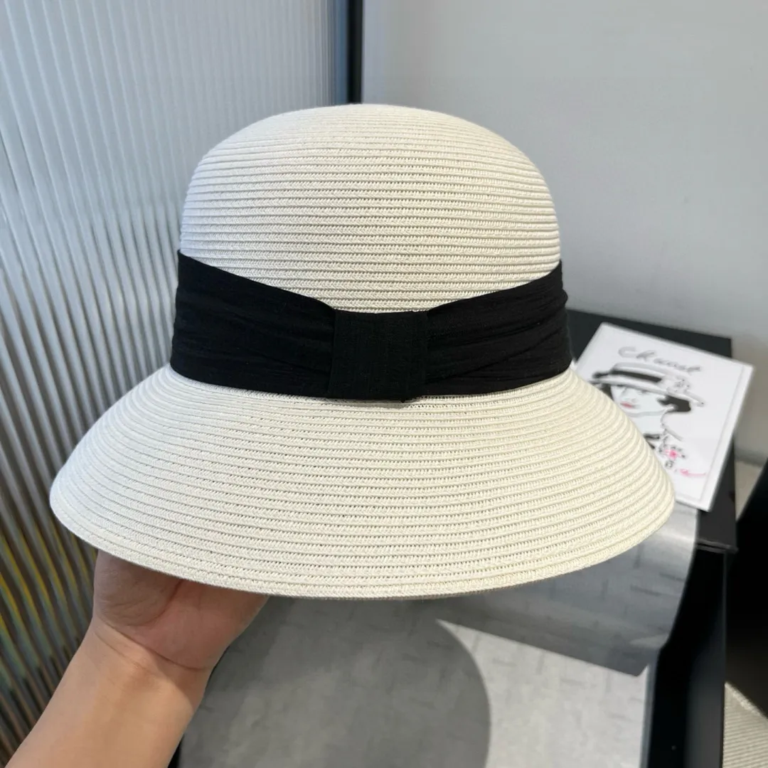 💰160¥ Dior new basin hat, lady style straw hat, made from Taiwan PP straw, head circumference 57cm