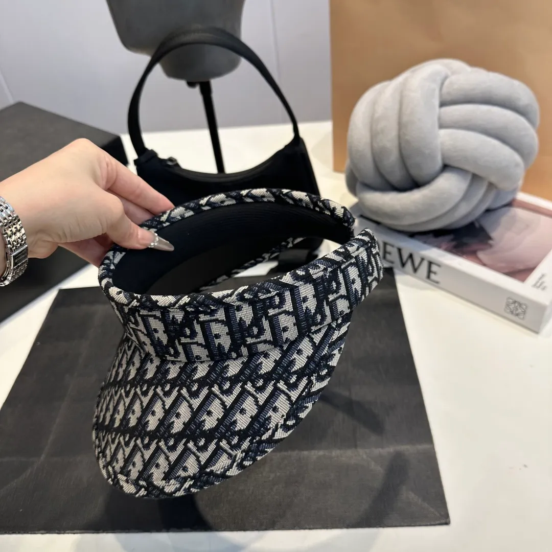 P60 Dior 2025 new sun visor, empty top headband hat, 🔆 versatile sun visor ~ a great tool for casual outings, great sun protection! Love it so much 💕