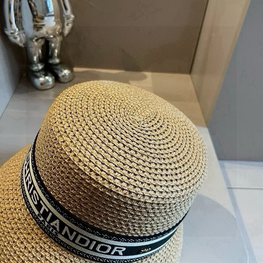 💰100¥ Dior's new straw hat, made from Japanese papyrus, the fastest running, head circumference 57cm