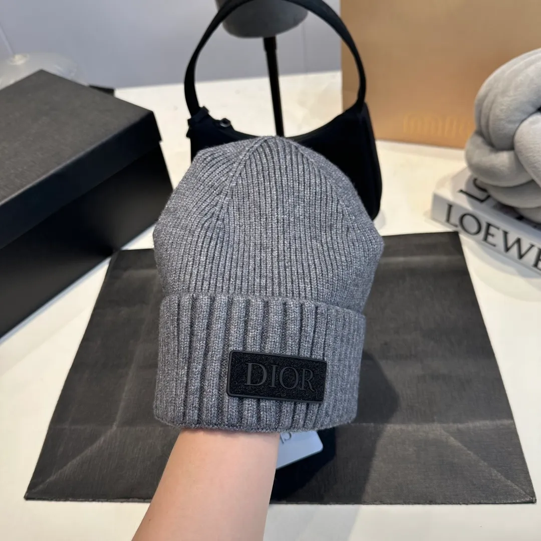 P50 Dior knitted beanie