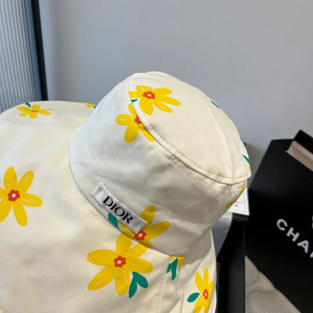 💰110¥ Dior new bucket hat, head circumference 57cm