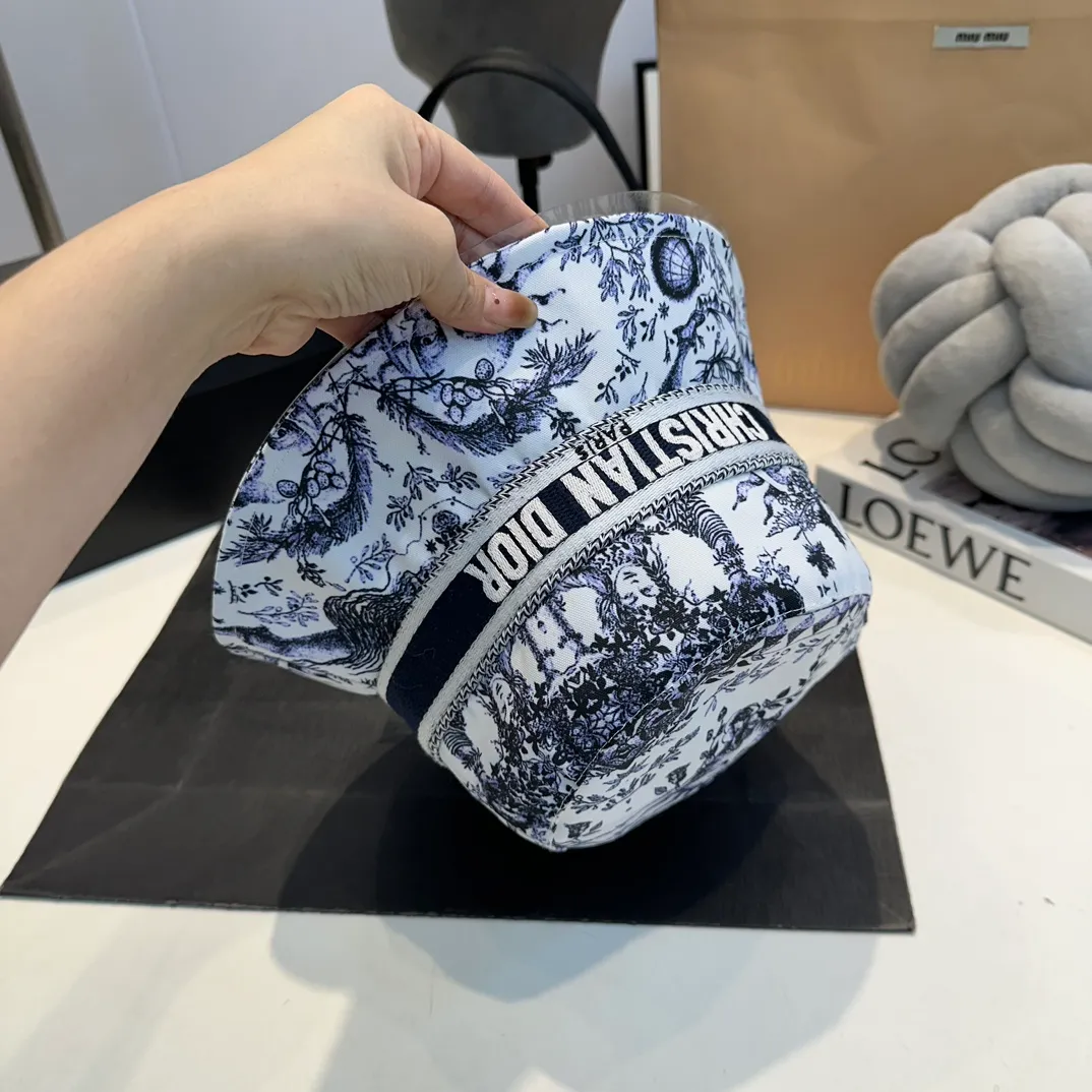 P80 Dior official bucket hat