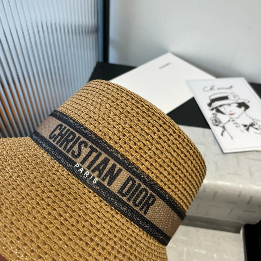 💰90¥ Dior new straw hat, head circumference 57vm