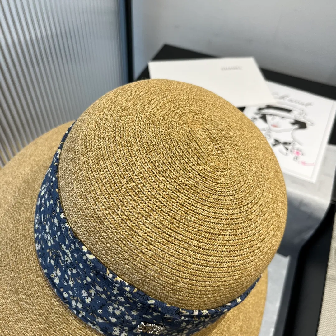 💰150¥ Dior new straw hat, sunshade beach straw hat, head circumference 57cm