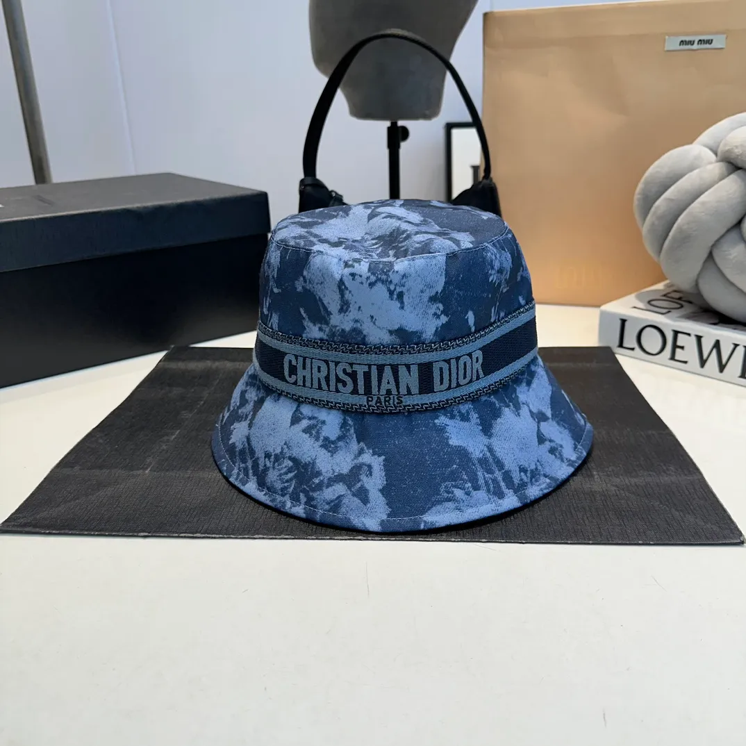 P80 Dior official bucket hat
