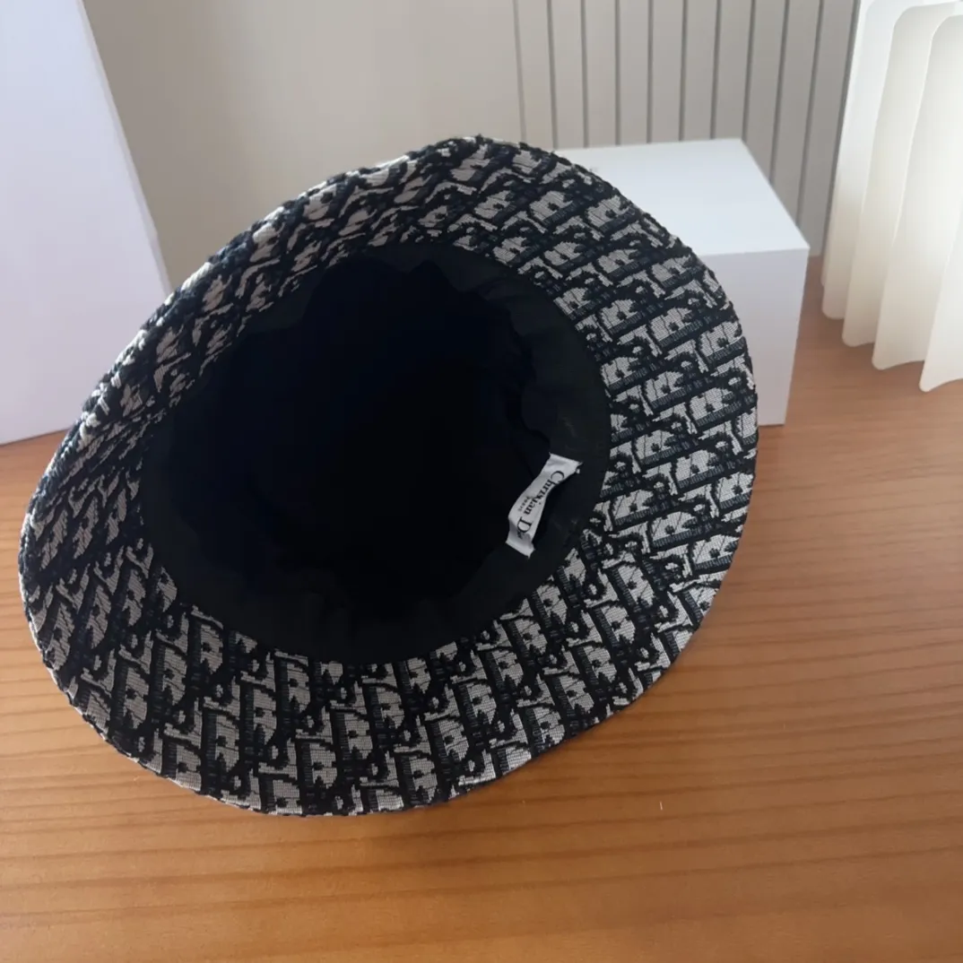 💰70 Dior Dior's new original fisherman hat, exquisite and pure, stylish and stylish, cool and fashionable, excellent quality