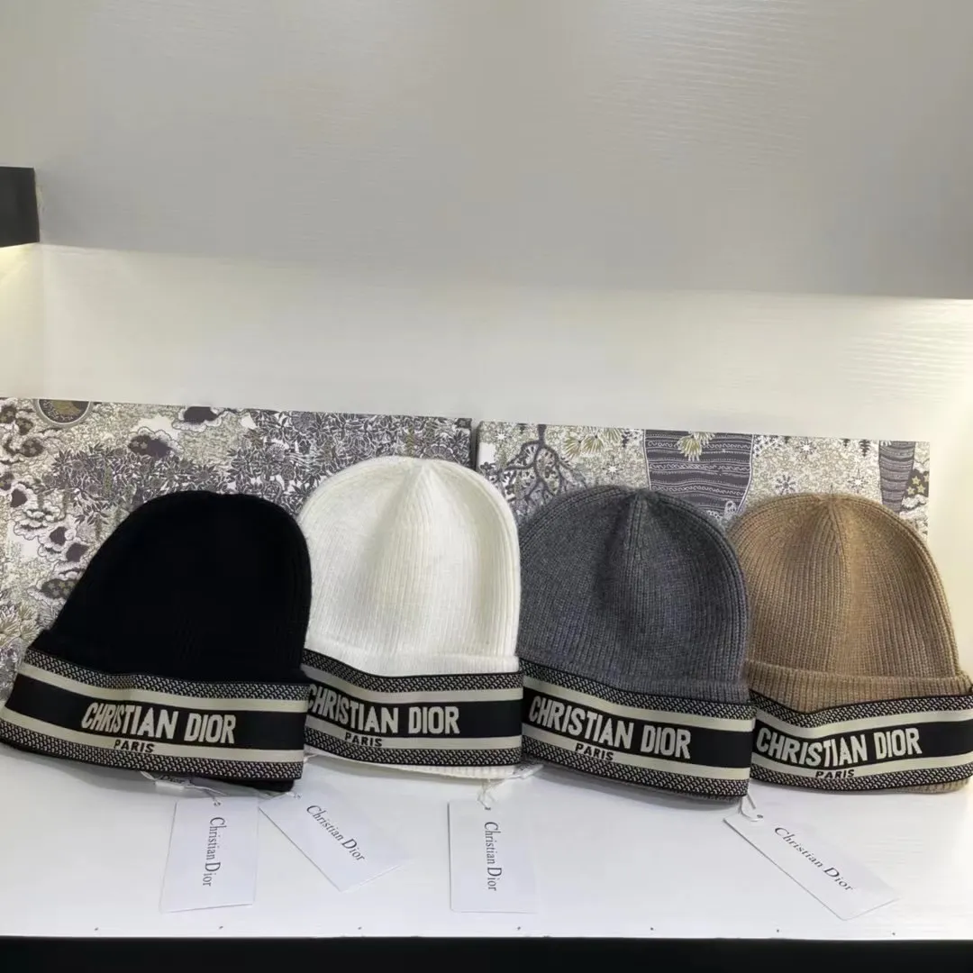 Dior cashmere knit hat