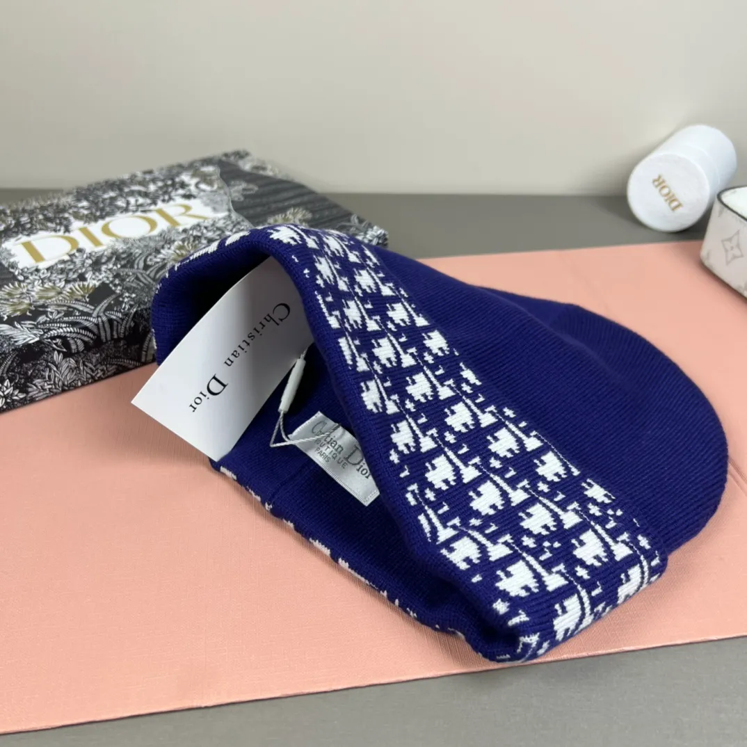 P50 with dust bag DIOR Dior original single hat official website new product Love][Love] Wool Cashmere Double-layer Hat😱😘Warm and fashionable, simple and elegant, more fashionable and high-end!