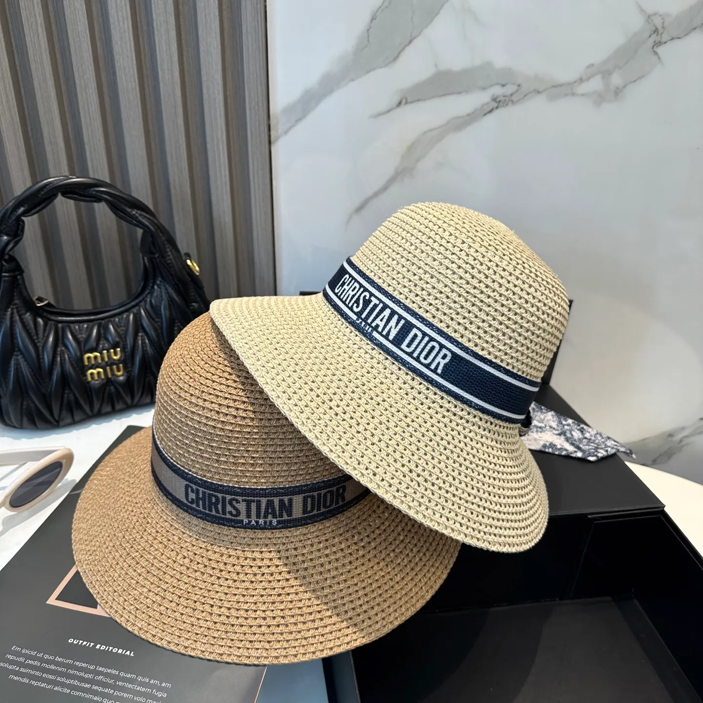 P70 [DIOR Dior] hot style webbed straw hat 🤩Details are controlled, simple and elegant, versatile item ~ the first choice for going out on the street, the new hat style is super beautiful
