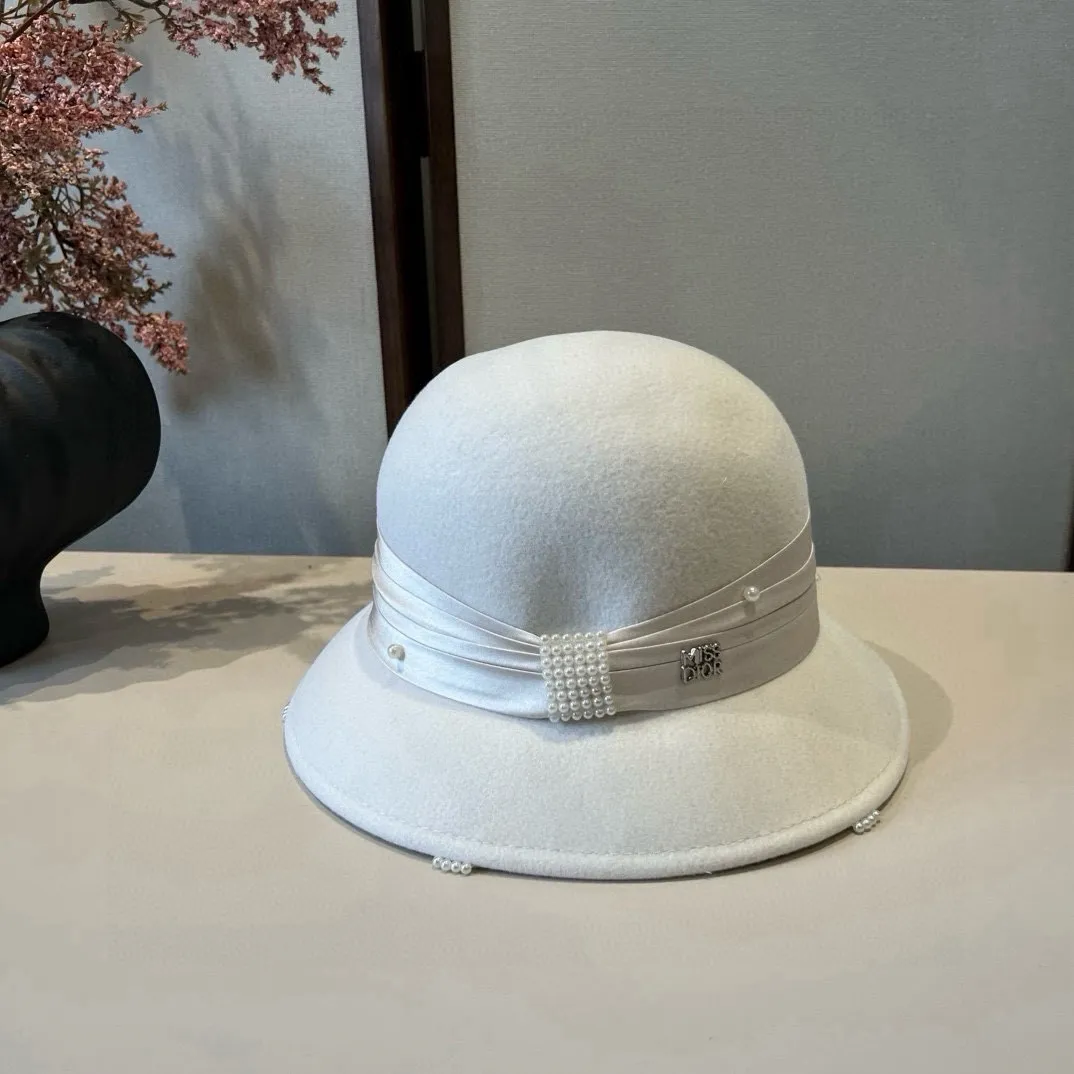 💰220¥ White Dior autumn and winter new wool basin hat, 100% wool fabric%, head circumference 57cm