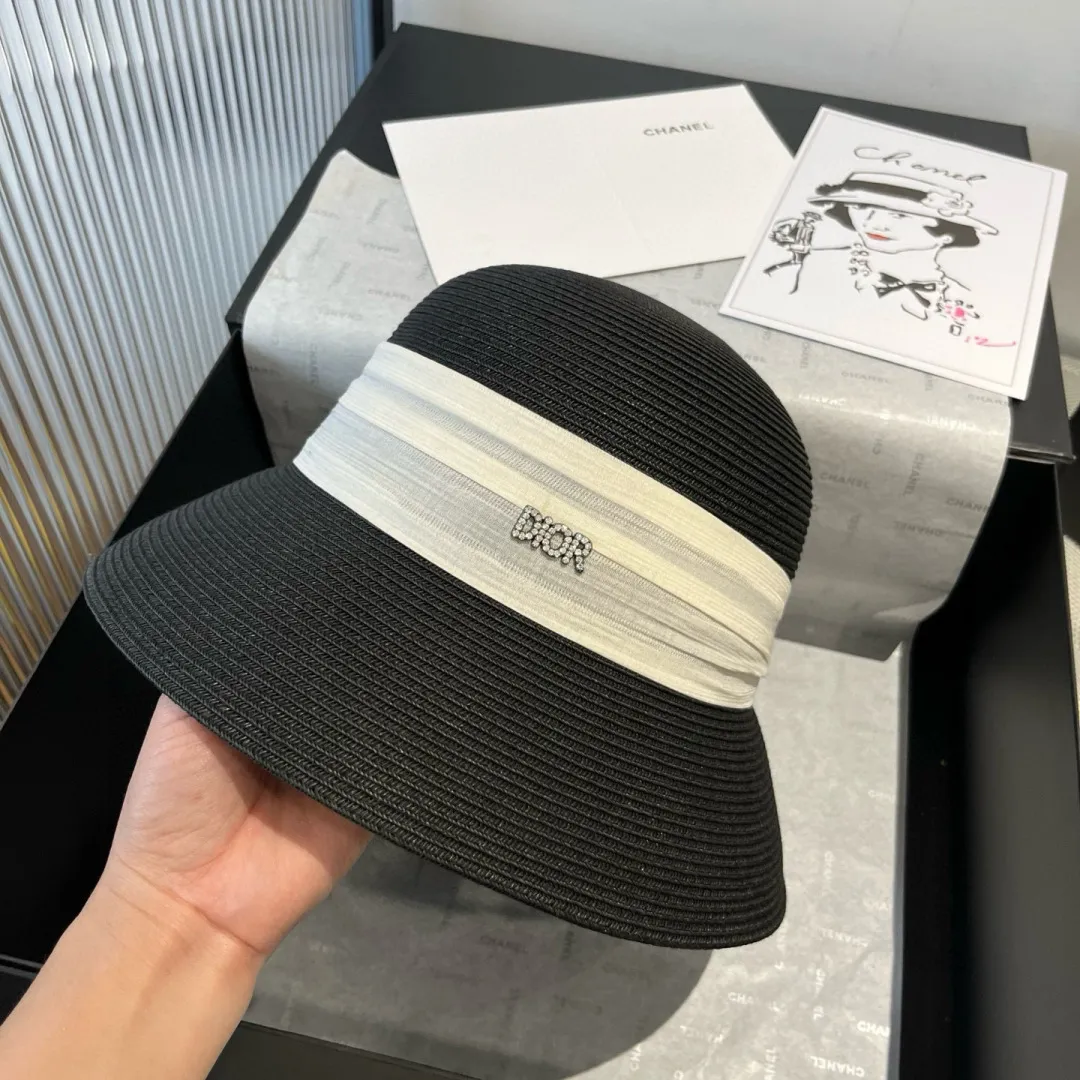 💰160¥ Dior new basin hat, lady style straw hat, made from Taiwan PP straw, head circumference 57cm
