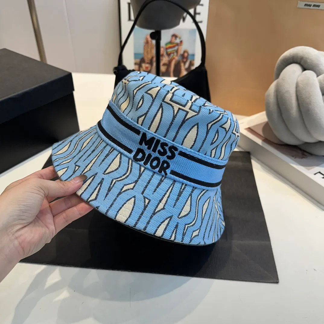 P70 Dior official new fisherman hat, new counter model