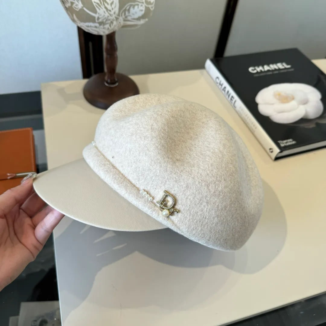 💰190¥ Dior wool peaked military cap, washed leather brim, 100% wool🦙, head circumference 57cm