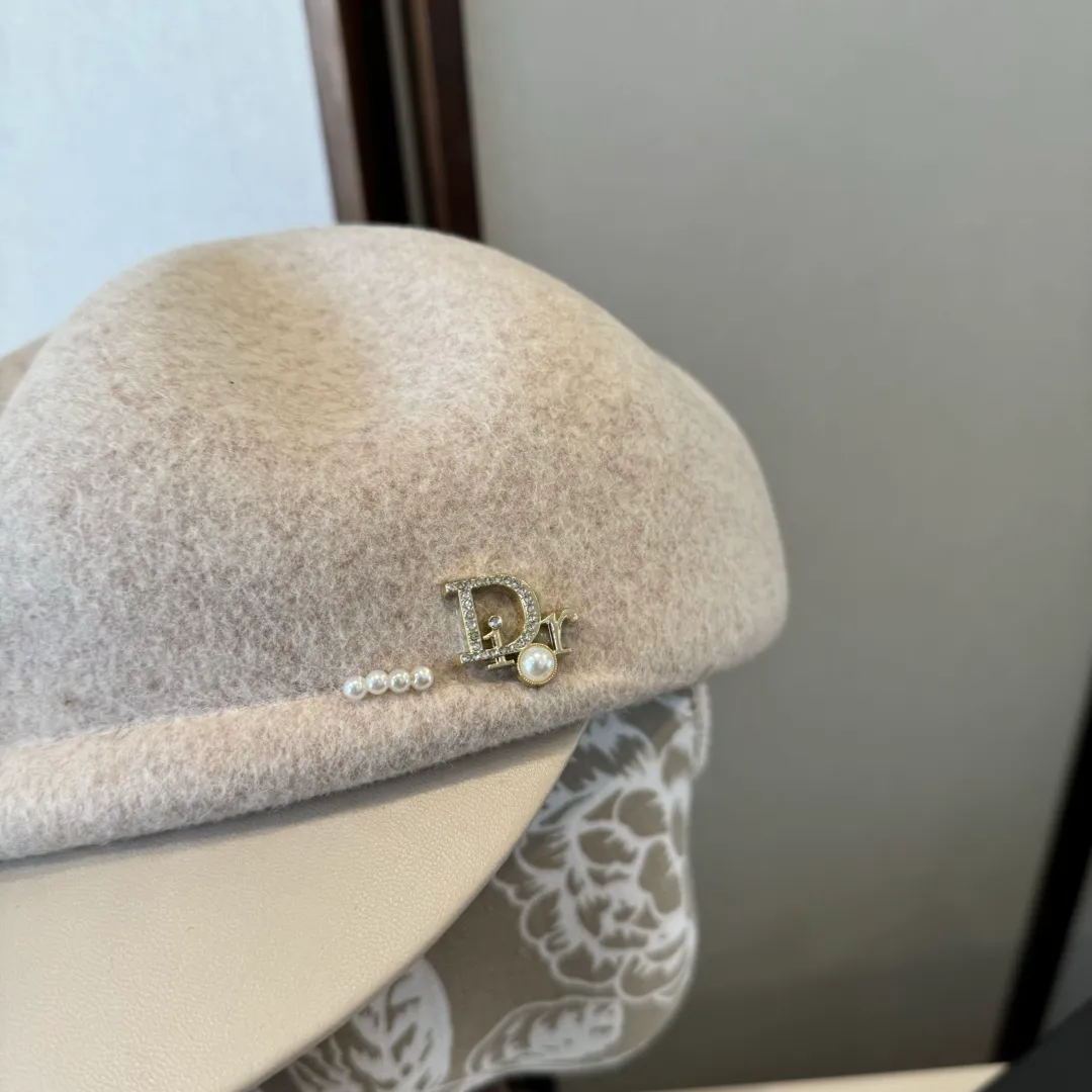 💰190¥ Dior wool peaked military cap, washed leather brim, 100% wool🦙, head circumference 57cm