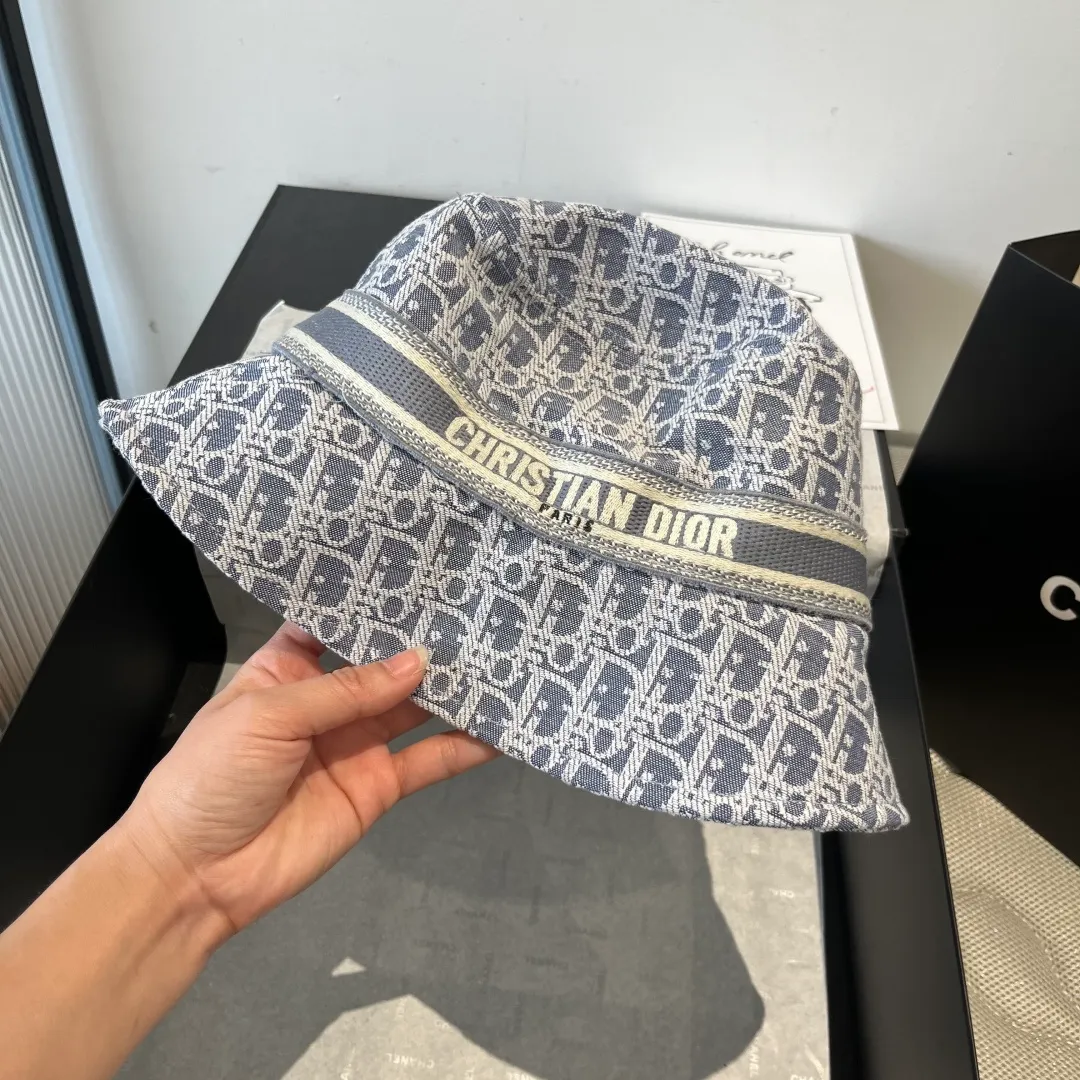 💰90¥ Dior new bucket hat