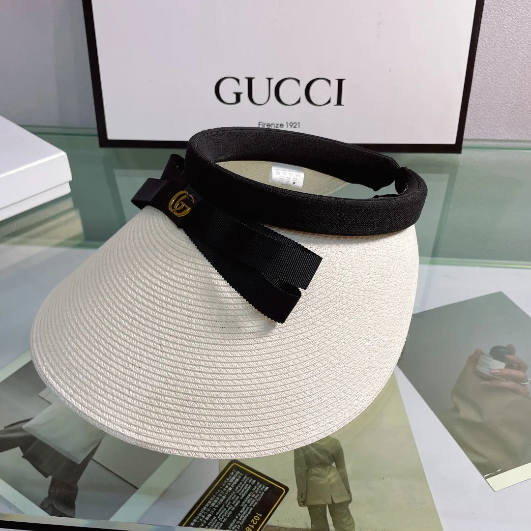 P70 Gucci quality fine braided bow🎀empty top hat, sweet style 💙Because the hat has an empty top, it will not feel dull in summer and does not pick up your hairstyle and face shape! The sun protection effect is no less than that of a professional sun protection cloth hat. Just buy the western style one🙄
