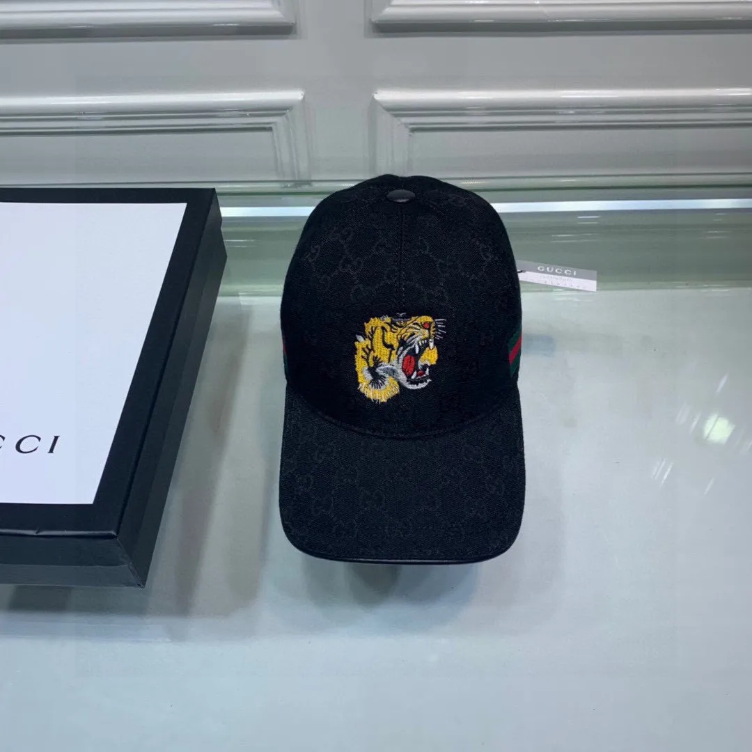 🉐120p, Gucci (Gucci) new original baseball cap, tiger head embroidery, 1:1 mold customization, heavy embroidery, details comparable to counters, original canvas + first-layer cowhide, excellent quality! The first choice for handsome men and beautiful women, fashionable and versatile. The basic head circumference is 56cm, and the patch is adjustable.