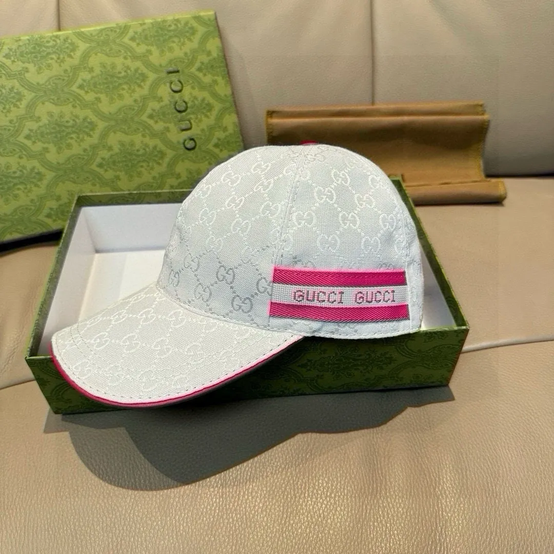 p90, Gucci (Gucci) new spring and summer original baseball cap, logo webbing, 1:1 mold customization, original canvas + first-layer cowhide, popular purchasing agent, versatile style for men and women, great quality! The basic head circumference is 56cm, and the patch is adjustable.