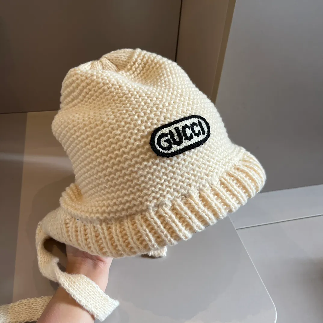 💰90¥ Gucci new knitted cold hat ear protection hat