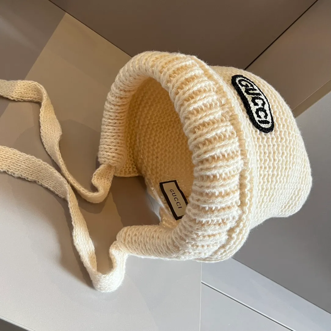 💰90¥ Gucci new knitted cold hat ear protection hat