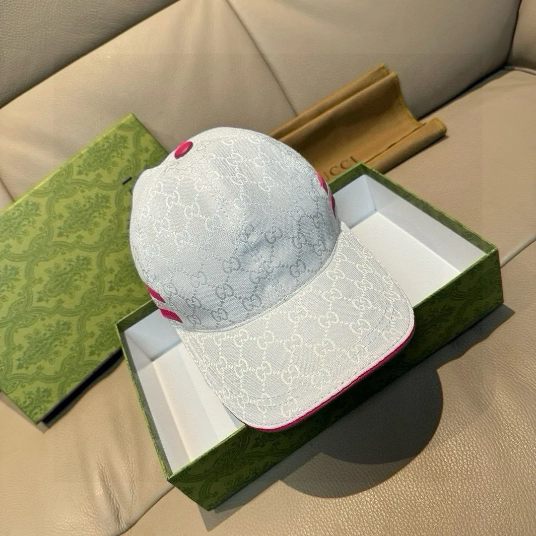 p90, Gucci (Gucci) new spring and summer original baseball cap, logo webbing, 1:1 mold customization, original canvas + first-layer cowhide, popular purchasing agent, versatile style for men and women, great quality! The basic head circumference is 56cm, and the patch is adjustable.