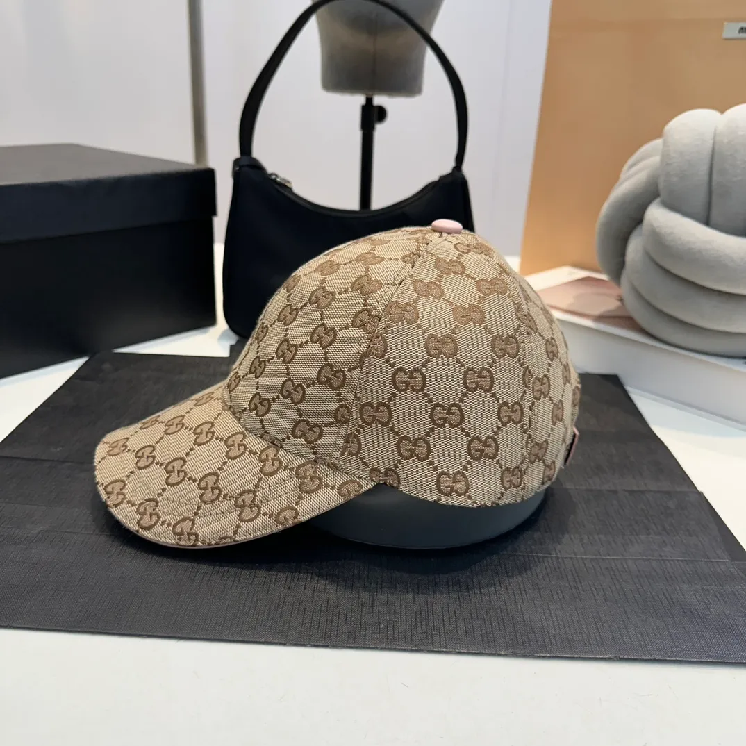 P60 Gucci Gucci classic presbyopic baseball cap original replica, same style for men and women