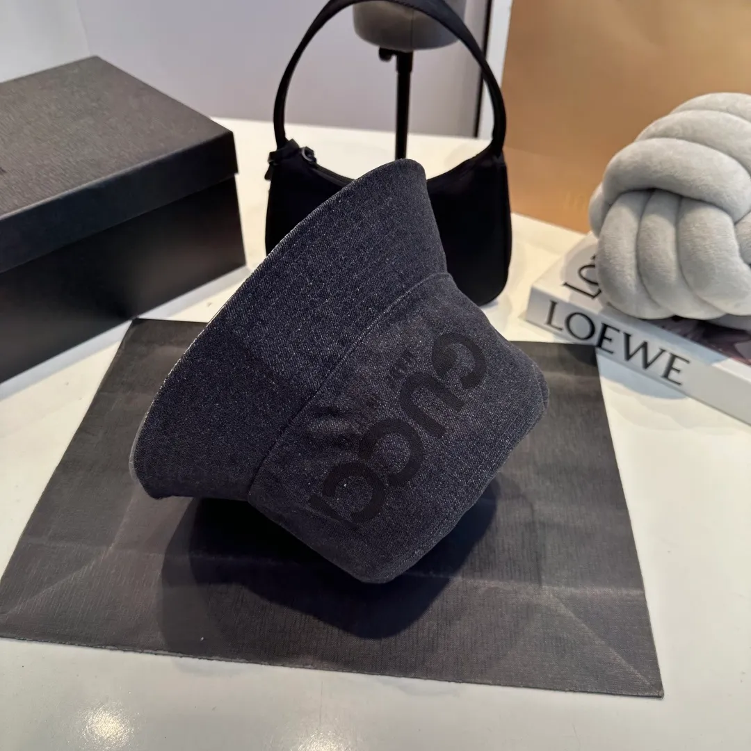 P80 GUCCI Gucci 2025 counter new washed denim fisherman hat, very trendy! Casual and sports style, classic production, super easy to match!