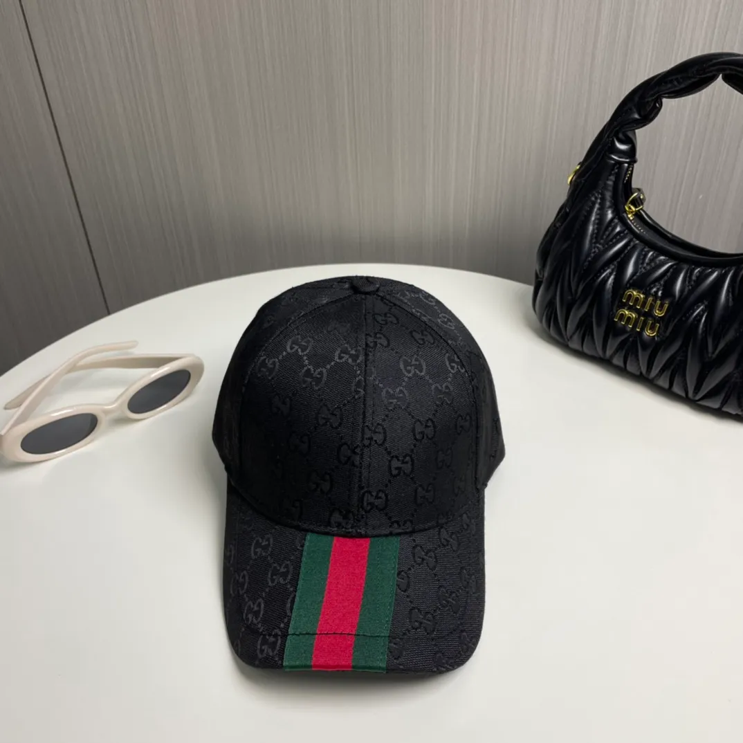 P56 [GUCCI Gucci]🌸2 official website is online simultaneously🎊 Korean version of the new British classic casual atmosphere customized model 1:1 original quality unisex baseball cap Meibang three-dimensional printed geological fabric high quality quality🔥🔥🔥