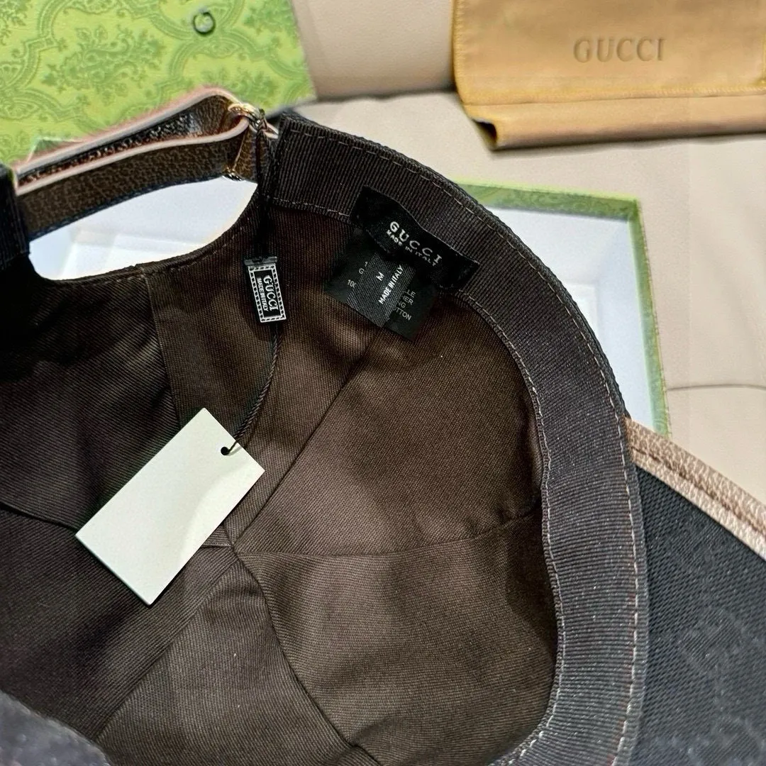 P90., Gucci (Gucci) new original baseball cap, metal double G, the latest model at the counter, 1:1 mold customization, genuine mold hardware, original canvas fabric + first-layer cowhide, original quality! The quality is great, the basic head circumference is 56cm, and the patch is adjustable.