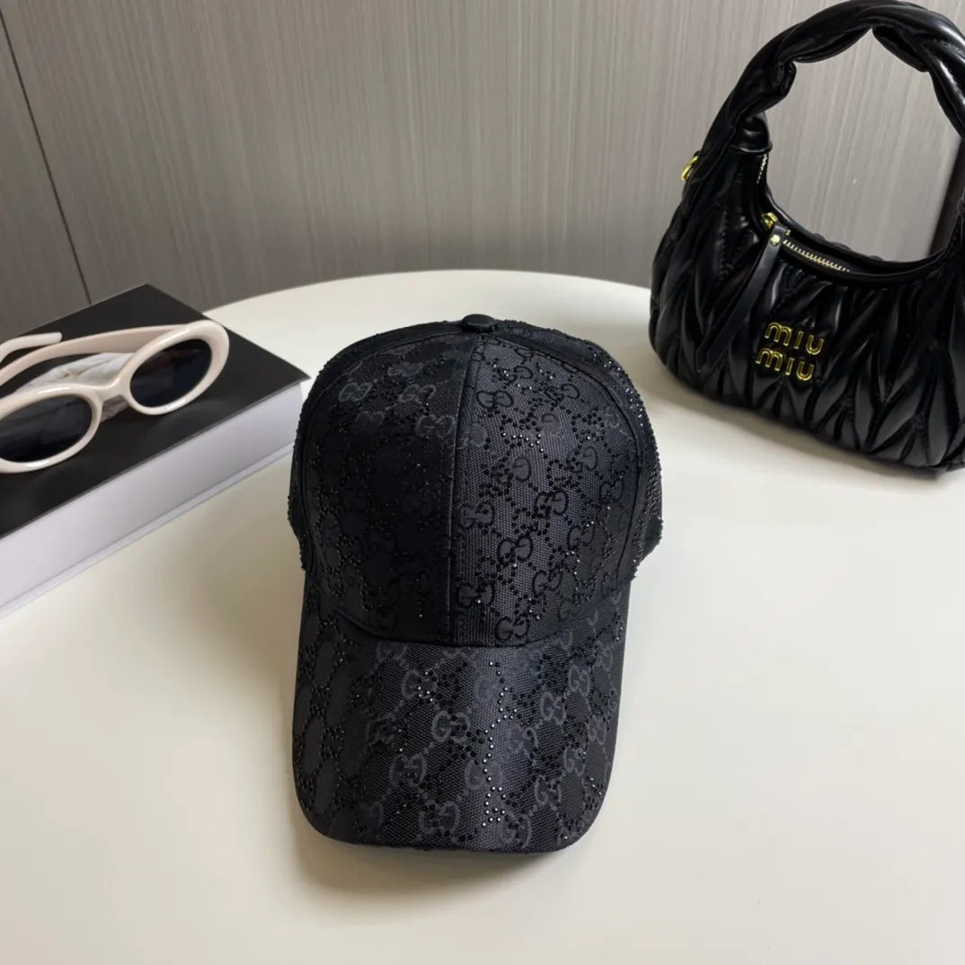 P90 🧢High version shipped from Gucci official website, full diamond logo baseball cap, very classic, popular retro beauty, usable in all seasons, a must-have when going out, very flattering